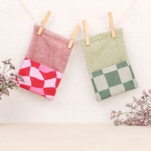 Cadeau offert pour un minimum de 30 euros d'achat : paire d'essuie-patounes